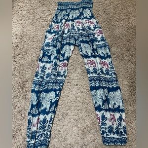 ✨The Elephant Pants Teal Flowy Pants✨